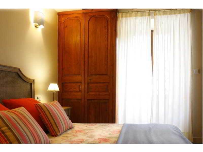 Hotel Abril